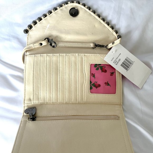 Betsey Johnson Ball and Chain Cream Clutch Wallet - NEW - Picture 5 of 10